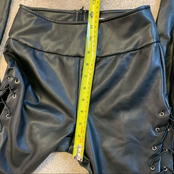 MESHKI NWT black lace up Kaia legging pants Sz XS - Picture 7 of 12